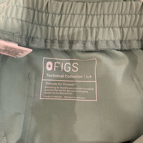 Figs Jade scrubs set - Picture 6 of 7